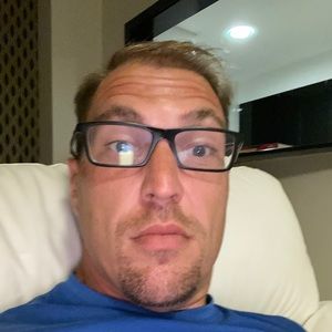 Meet your Posher, Joshua